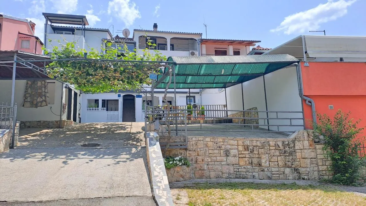 Apartmani Mirko Ρόβινι Διαμέρισμα